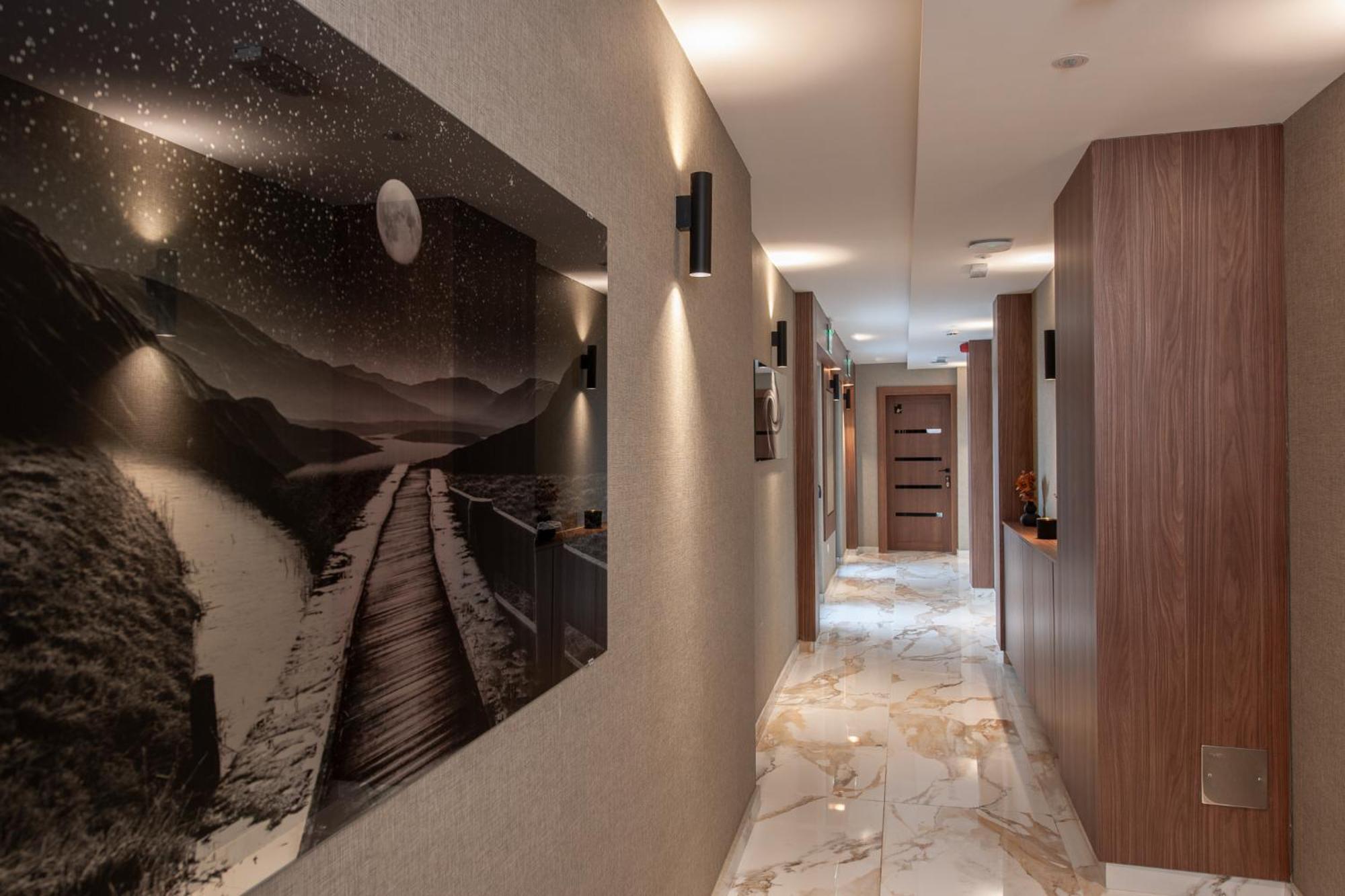 Hotel Kralj Кралево Экстерьер фото