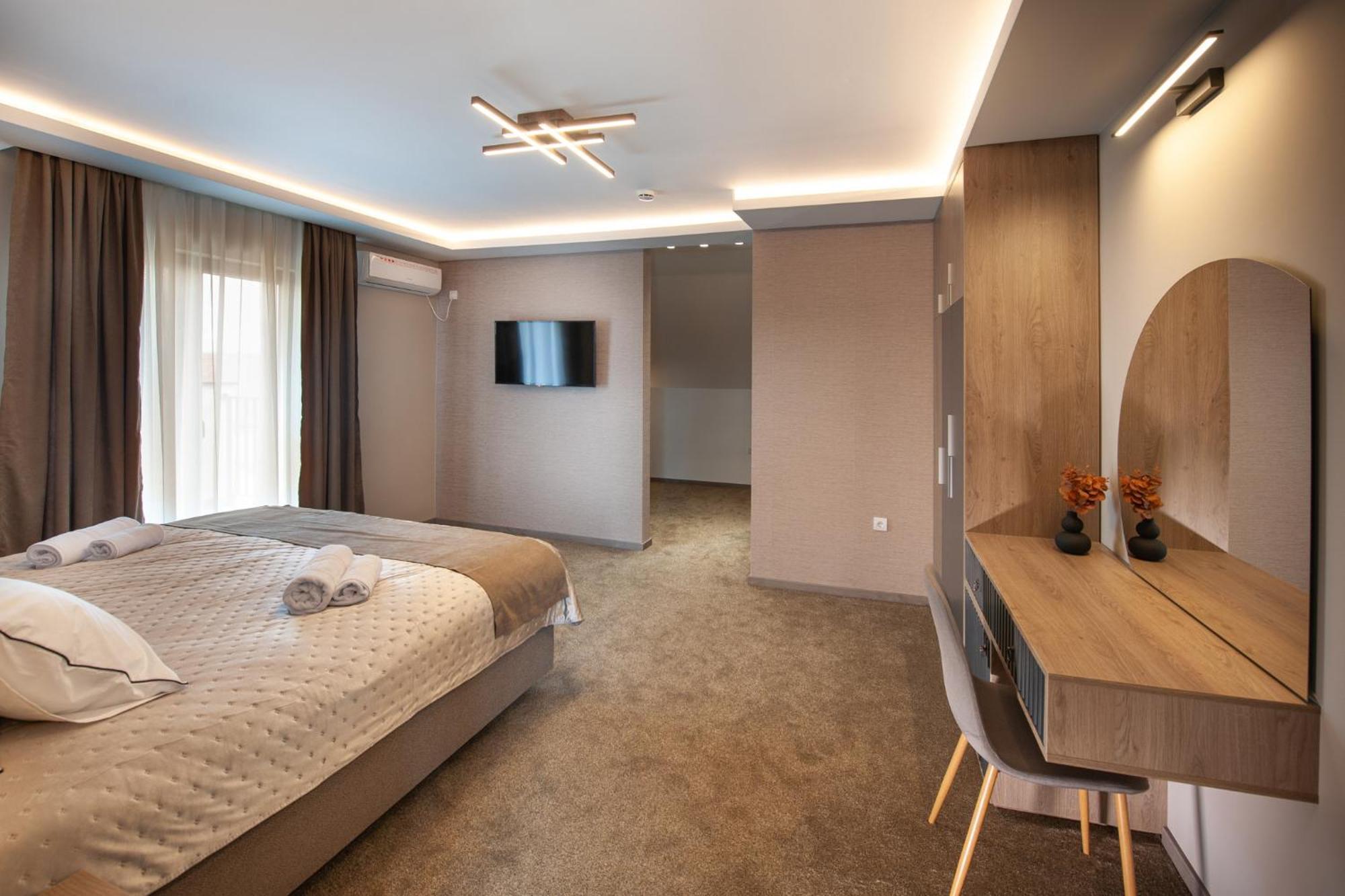 Hotel Kralj Кралево Номер фото