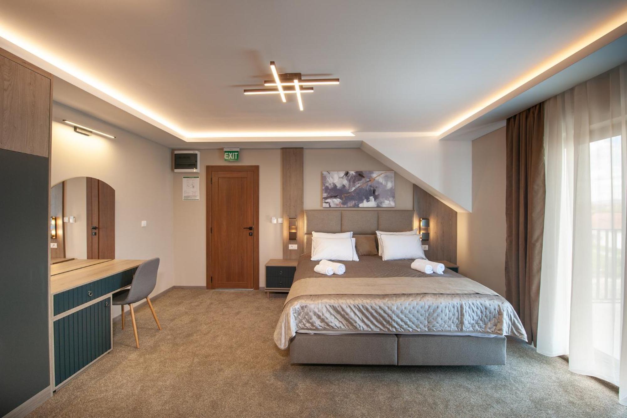 Hotel Kralj Кралево Номер фото