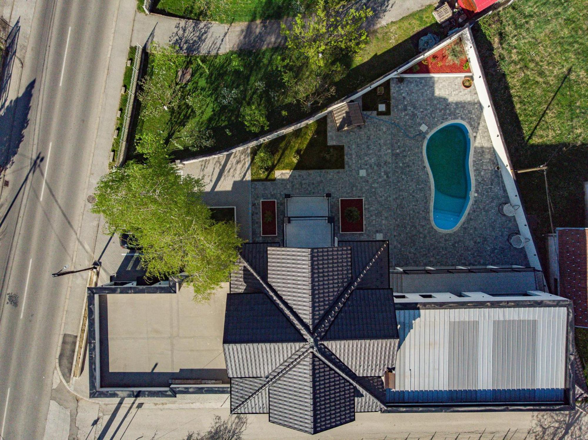Hotel Kralj Кралево Экстерьер фото