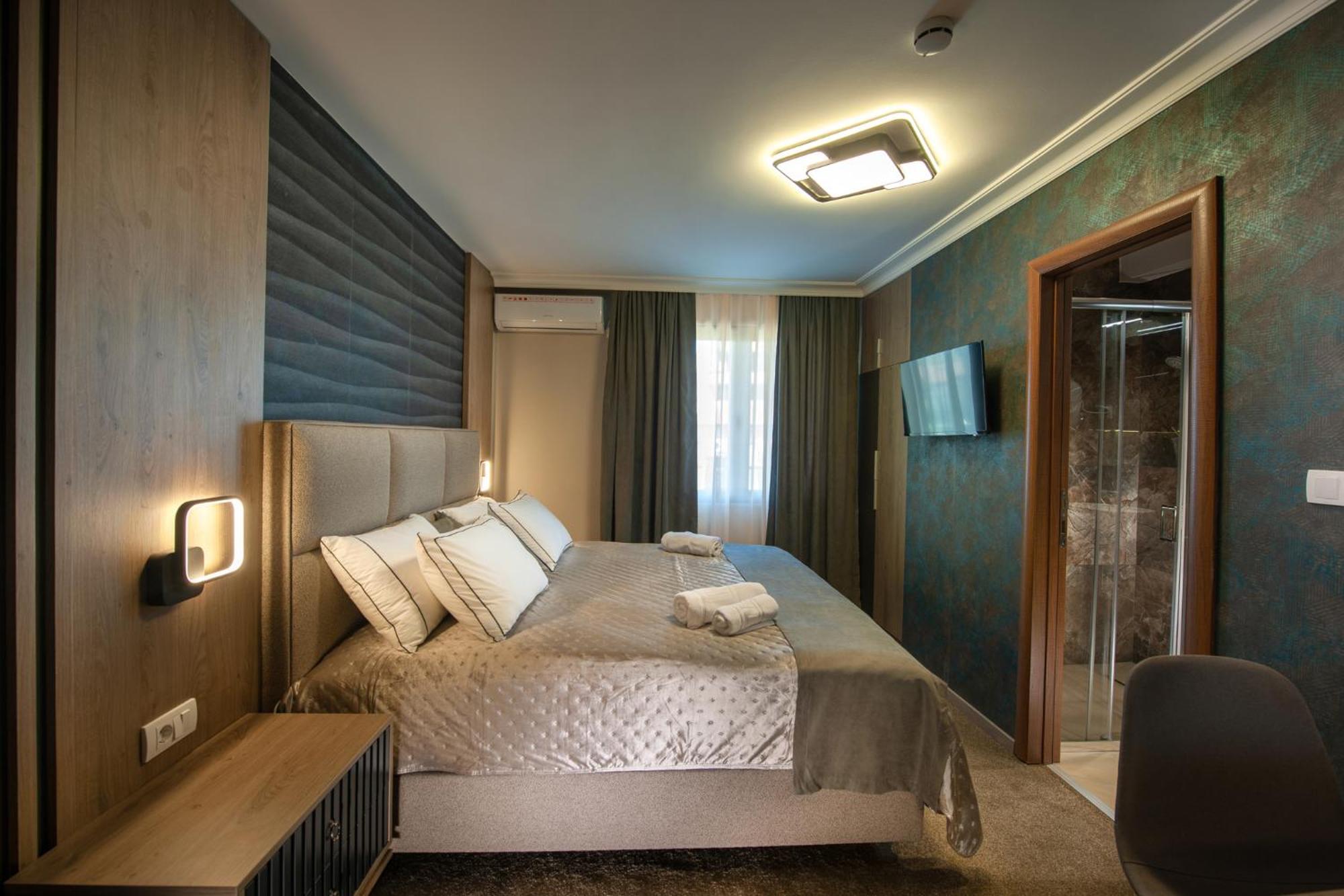 Hotel Kralj Кралево Экстерьер фото